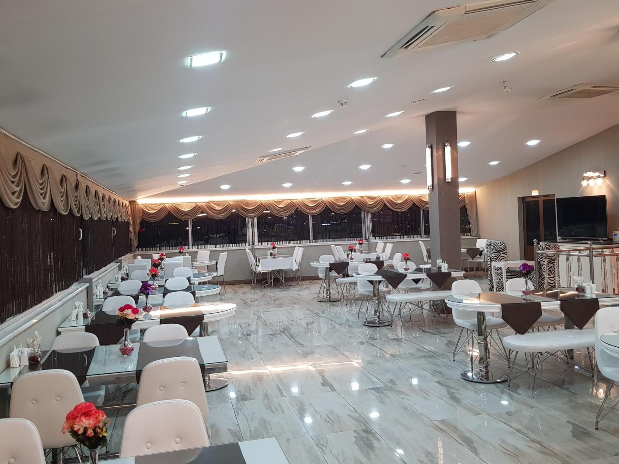 Ismira Hotel Ankara Buitenkant foto
