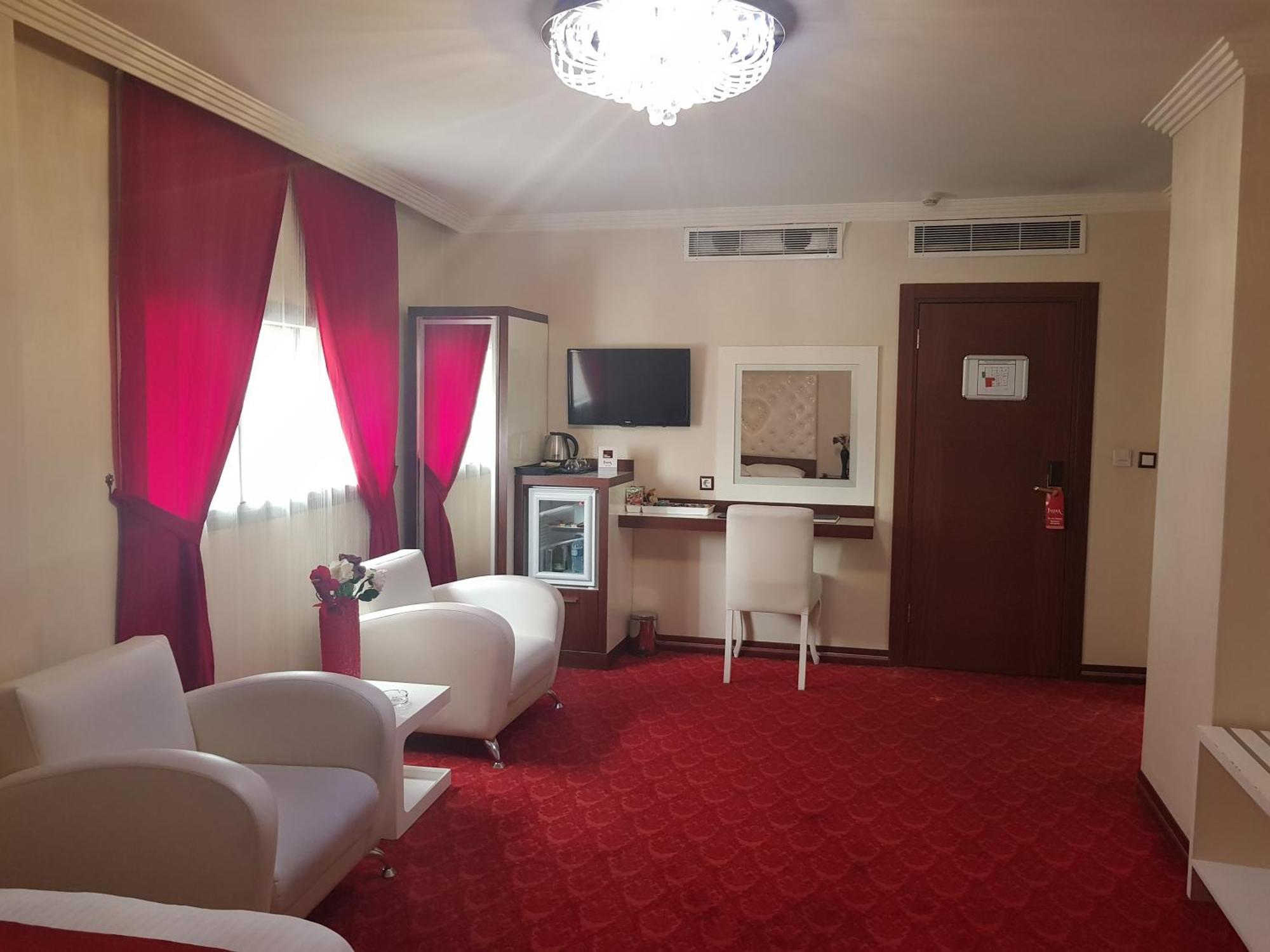 Ismira Hotel Ankara Buitenkant foto