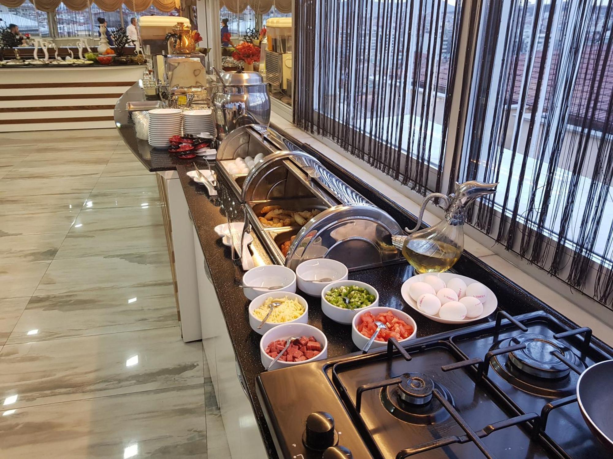 Ismira Hotel Ankara Buitenkant foto