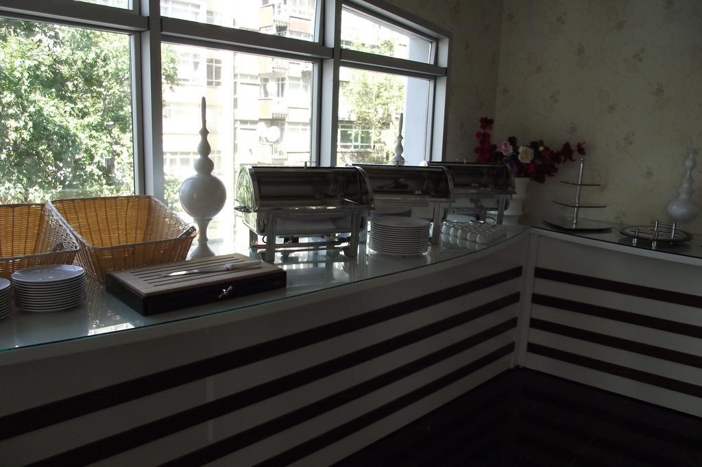 Ismira Hotel Ankara Buitenkant foto